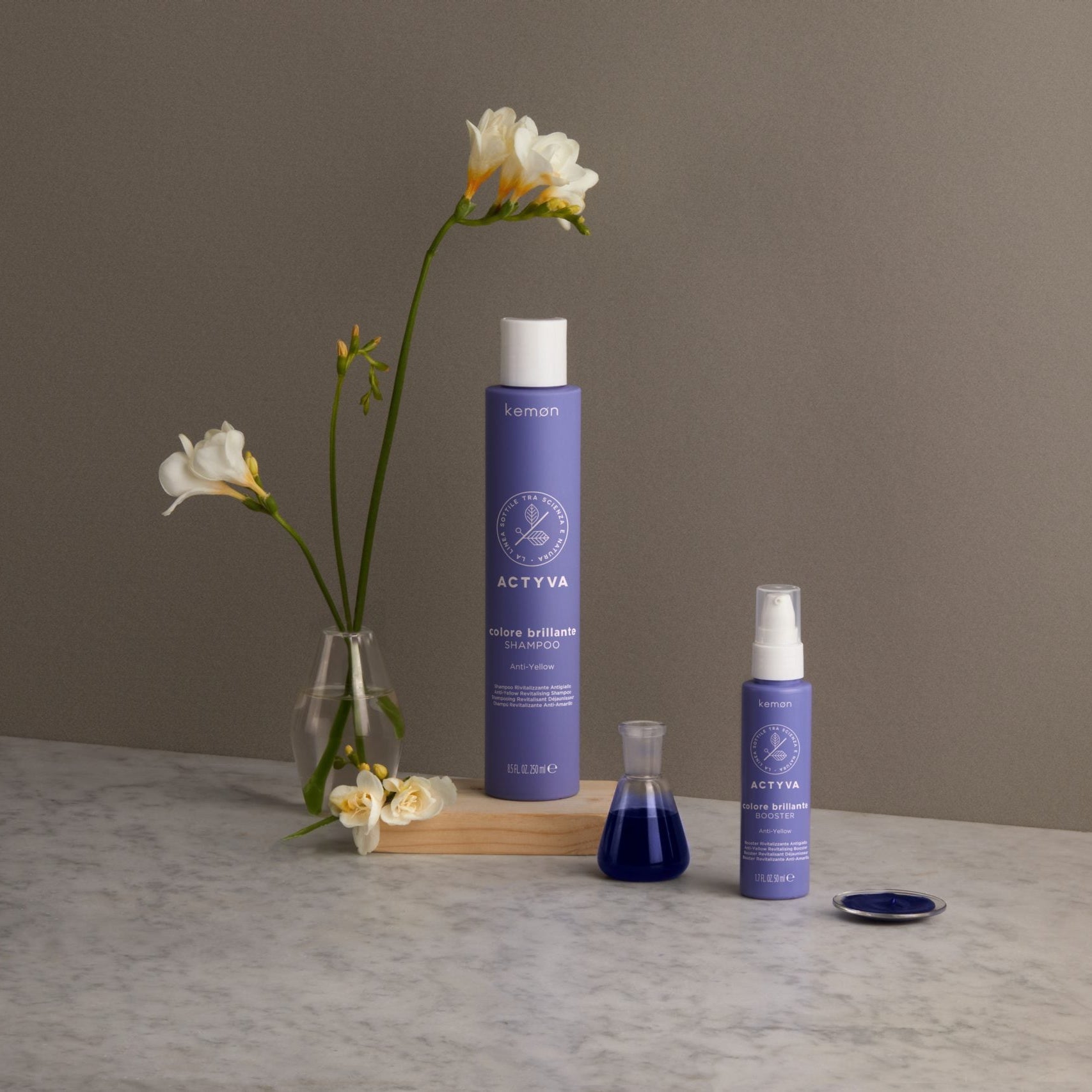Actyva Colore Brillante, Anti Yellow Shampoo - Fargebeskyttende Sjampo for Kaldere Blondt og Grått Hår
