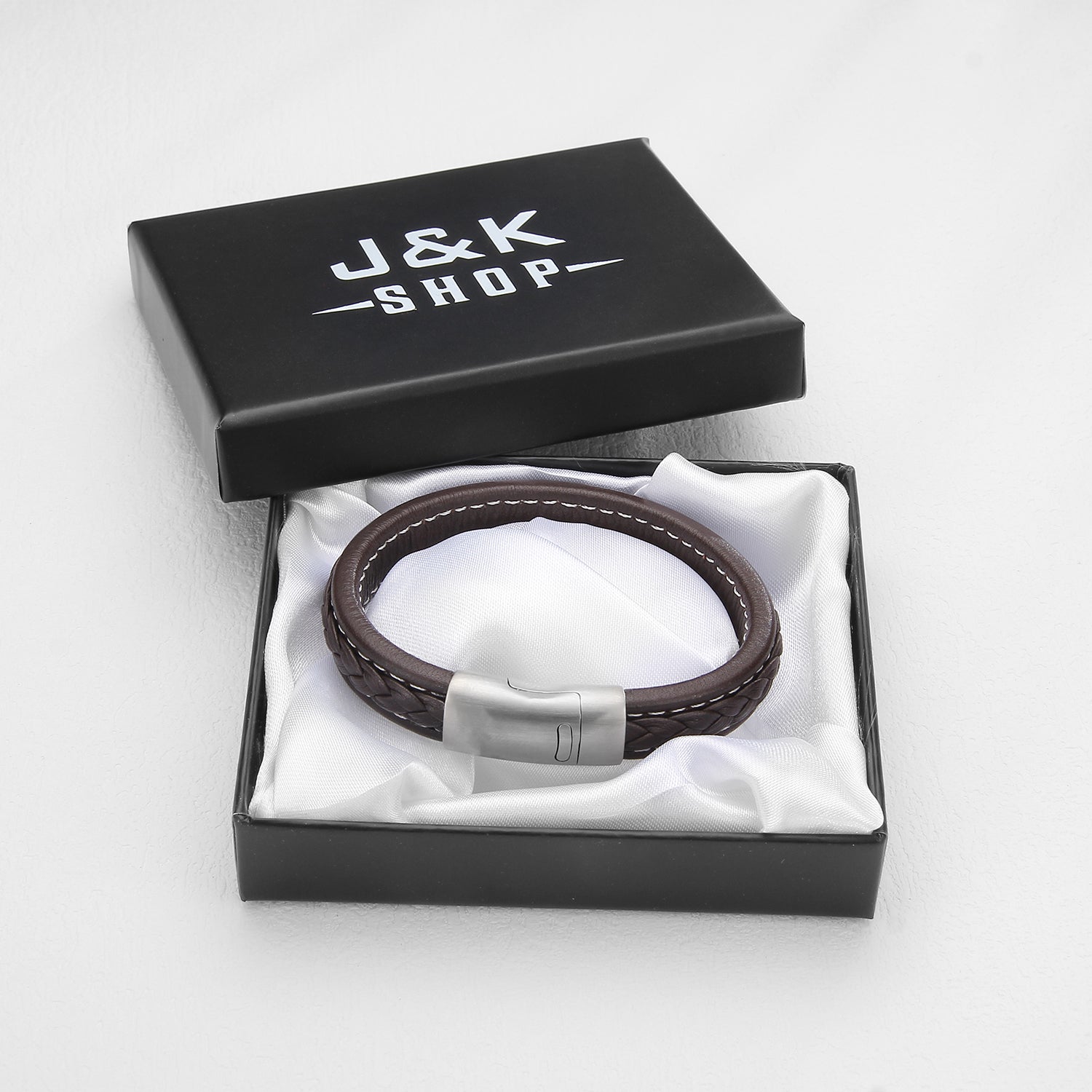 Classic Magnetico - Brunt Lærarmbånd med Søm - Armbånd - JK-Shop