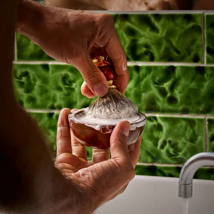 Floris Elite Barbersæbe i træskål 100 gr. - Barbersåpe - JK-Shop