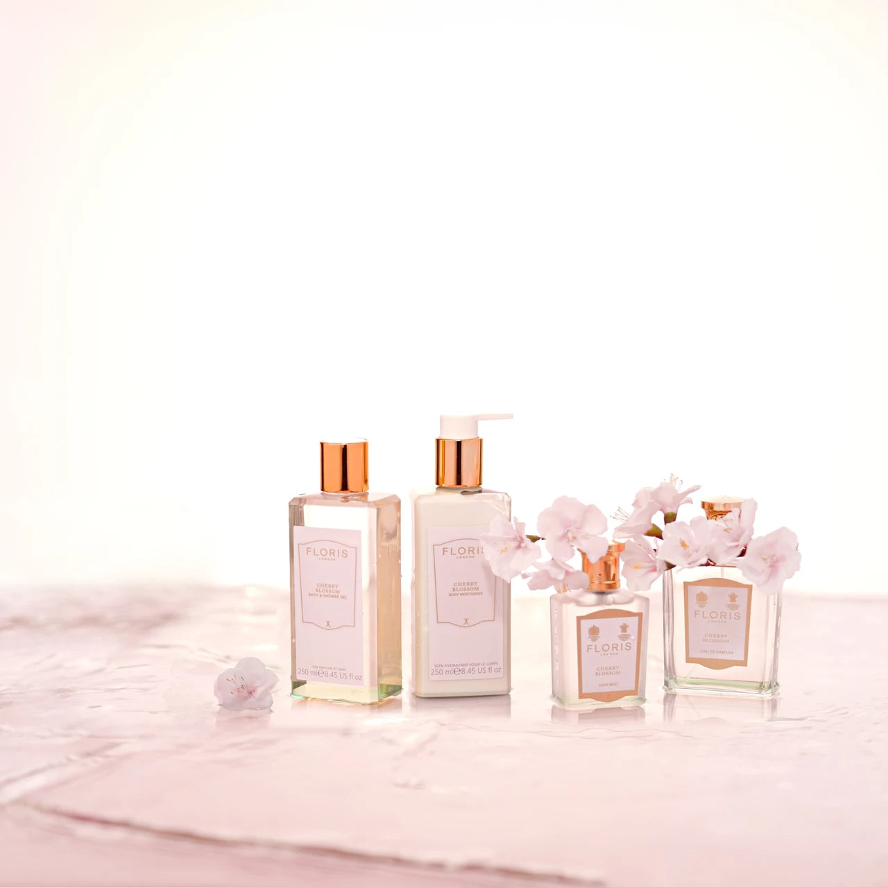 Floris London Cherry Blossom Bath & Shower Gel 250 ml. - Dusjsåpe - JK-Shop