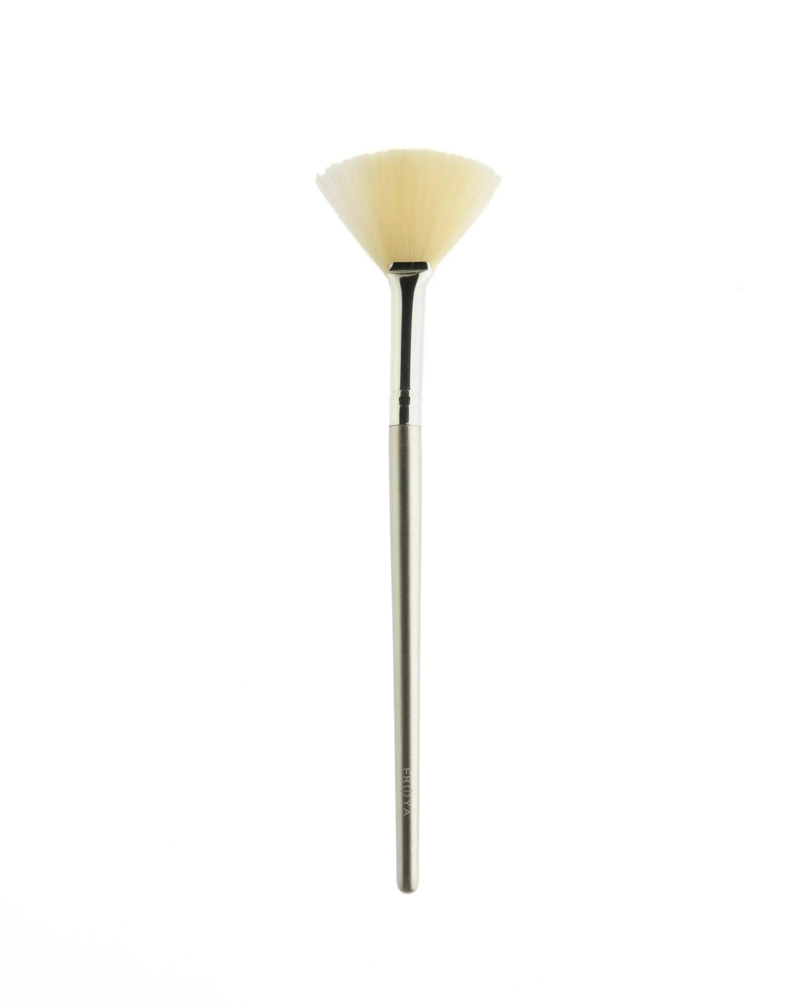 Frøya Fan Brush-Sminkekoster-JKSHOP