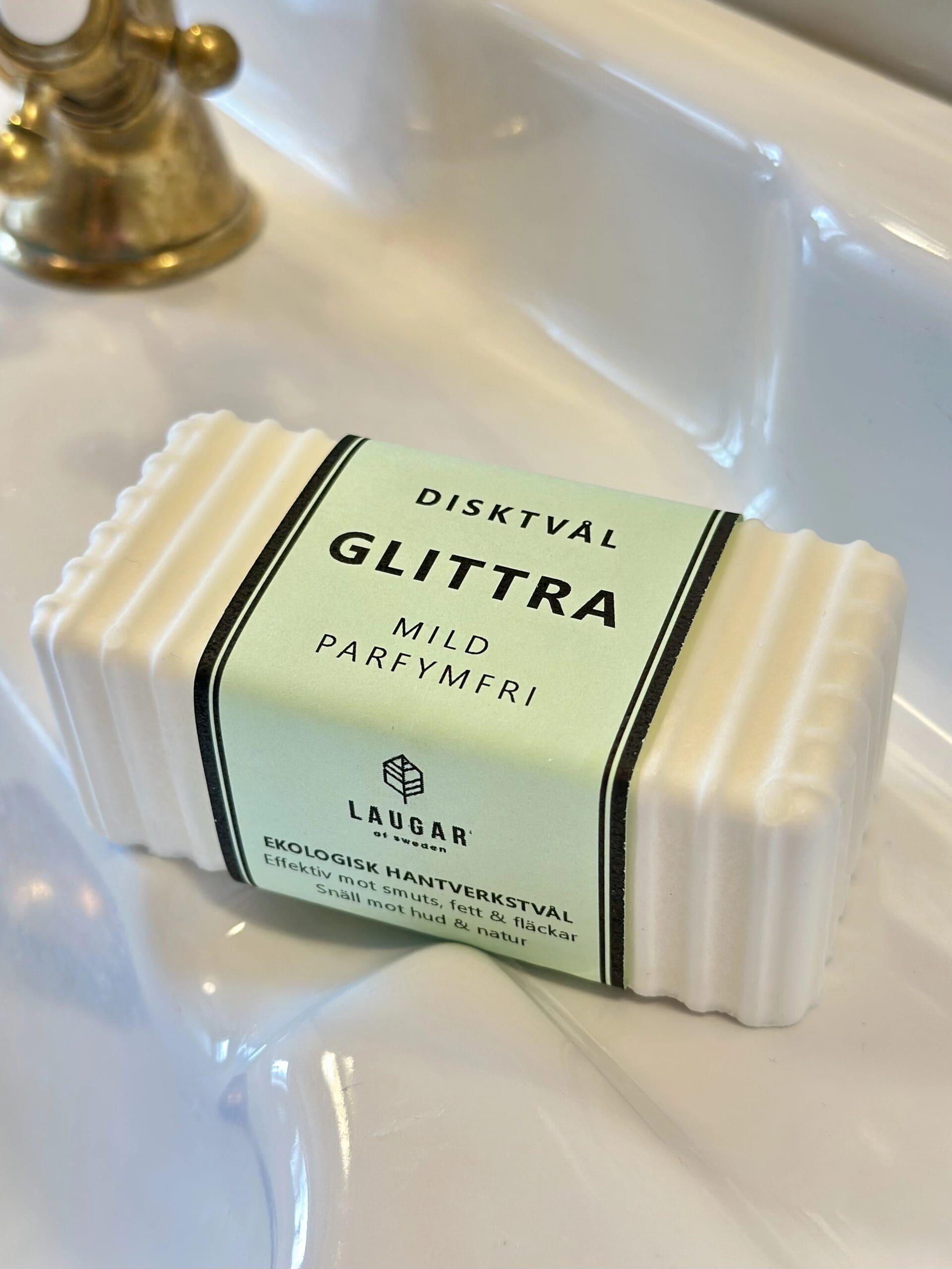 Laugar, Glittra såpe – Stor 160 g Mild Citrongras