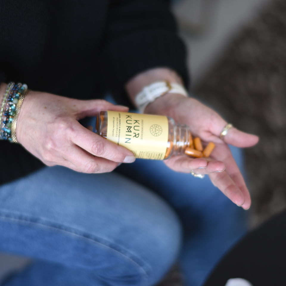 KURKUMIN, INGEFÆR & B12 - Vitaminer og kosttilskudd - JK-Shop