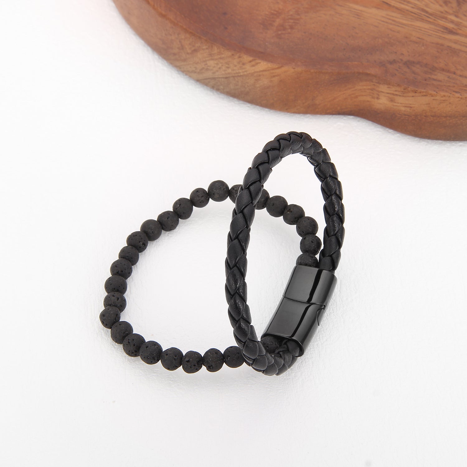 Volcanic Magnetico - Flettet Lærarmbånd med Lavastein