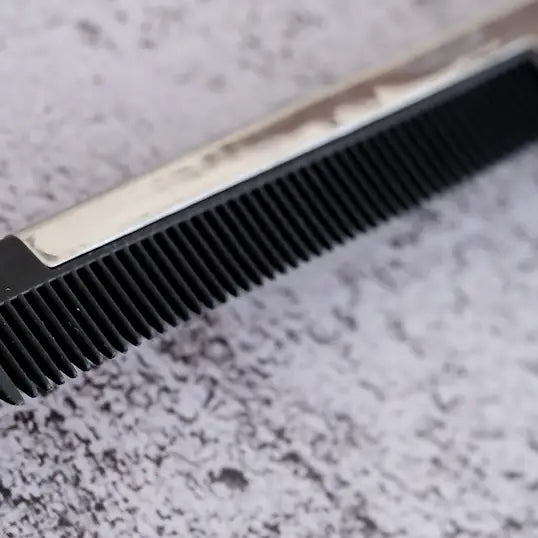 Peine Blade Comb - Skjeggkam - JK-Shop