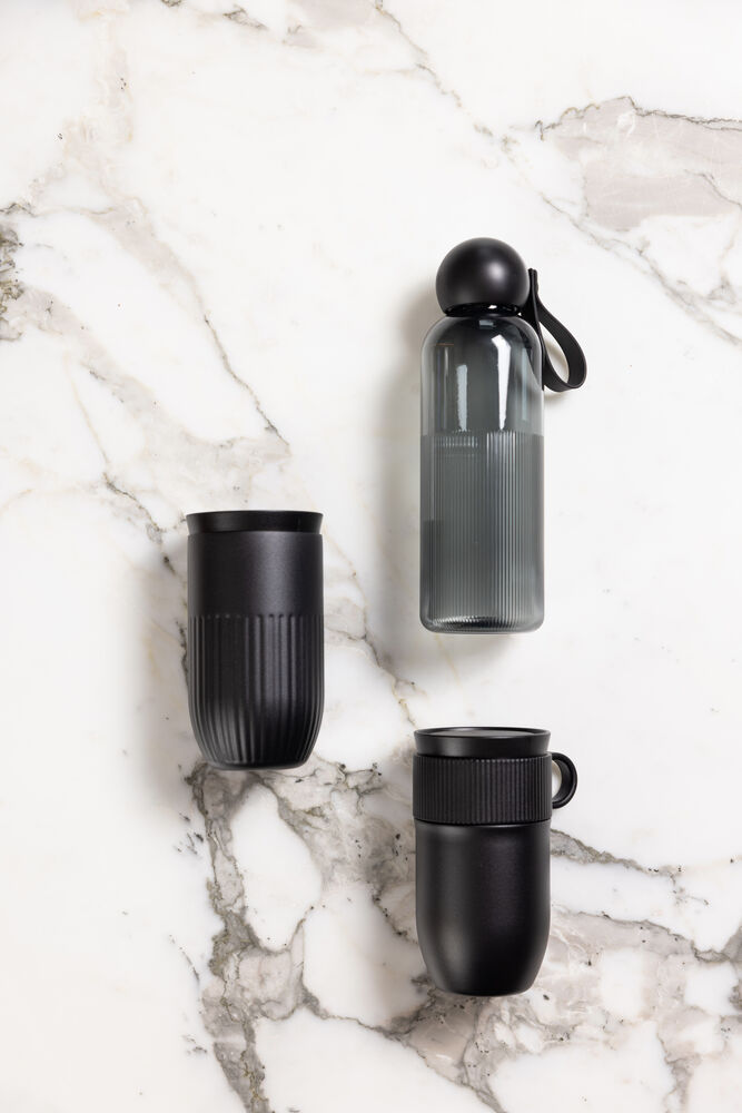 Sagaform Stunder i bevegelse - Vannflaske med termokopp - JK-Shop