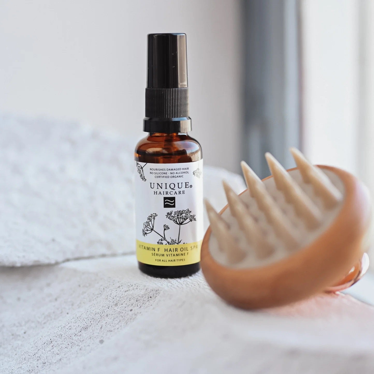 UNIQUE BEAUTY Vitamin F Hair Oil Spray 30ml - Hårspray - JK-Shop