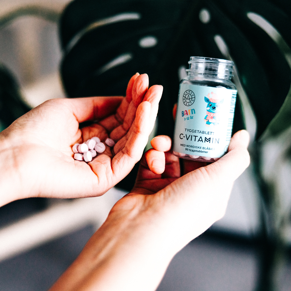 VITAMIN C & TYTTEBÆR FOR BARN - Vitaminer og kosttilskudd - JK-Shop
