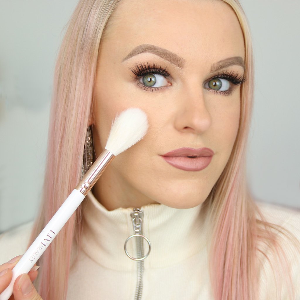 HIGHLIGHT YOUR LIFE BRUSH Makeup Brushes LIVI BEAUTY sminkekoster