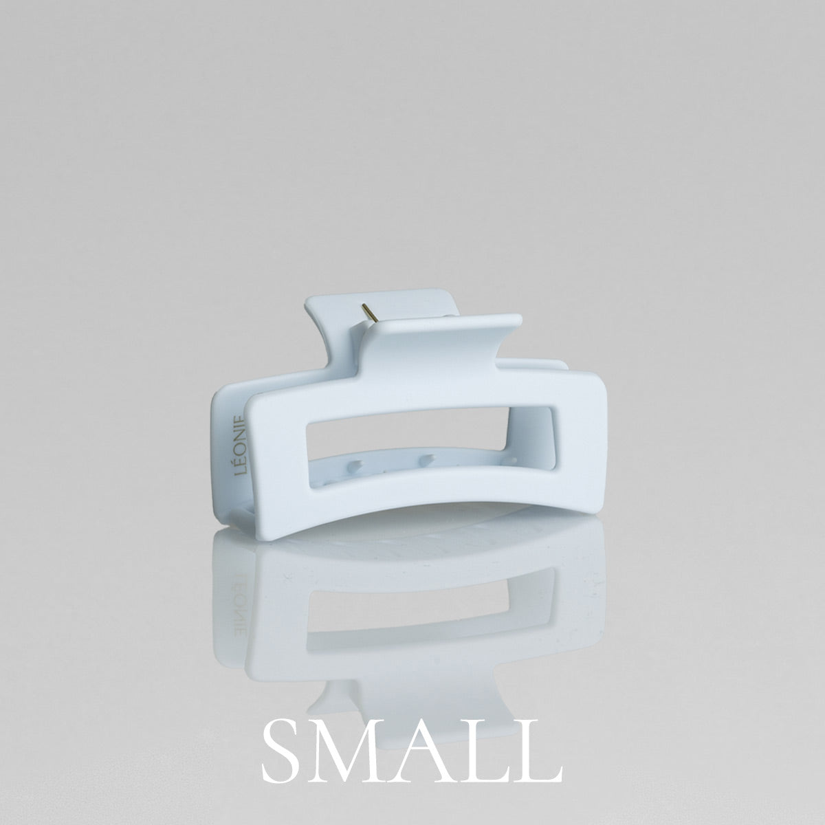 Léonie Items Hair Clip Small pastellblå hårklype