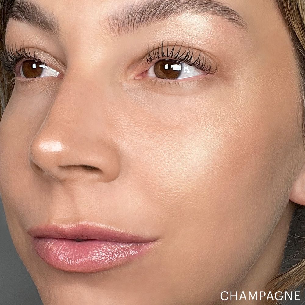 Glo-Skin Beauty, Skin Glow Powder Highlighter- Champagne