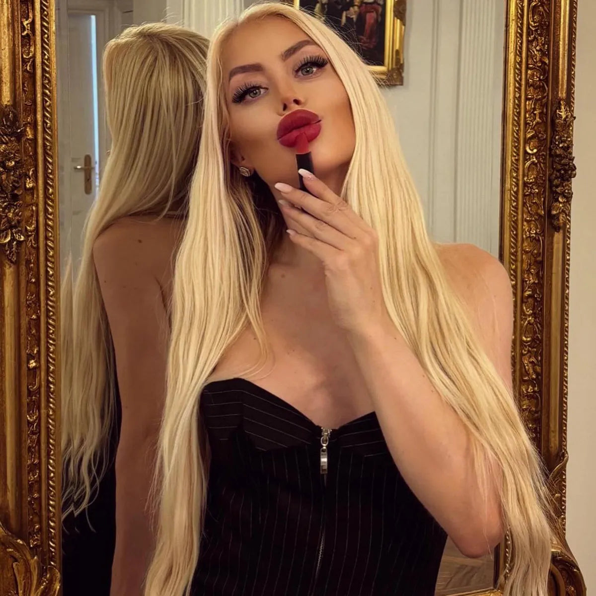 AngelBeauty Stay Iconic lipstick