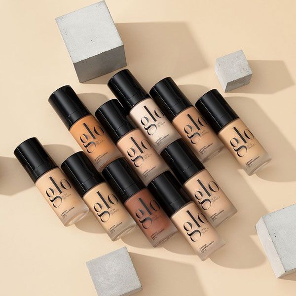 Luminous Liquid Foundation SPF18- Almond