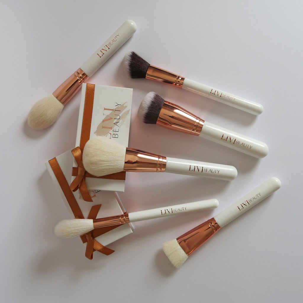ALL ABOUT THAT FACE BRUSH SET - Makeup Brushes - JK-Shop
