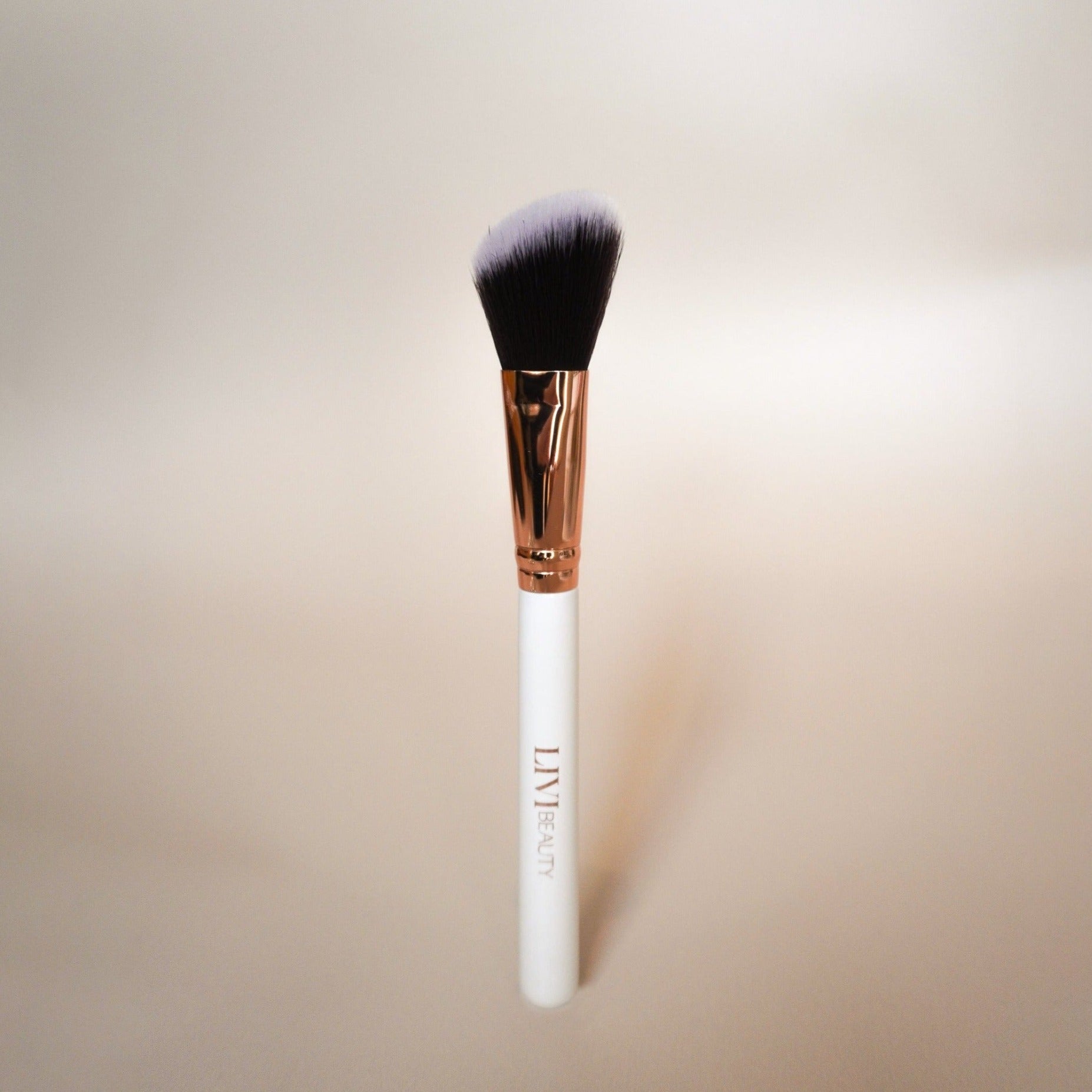ANGLED BRONZER BRUSH - Makeup Brushes - JK-Shop