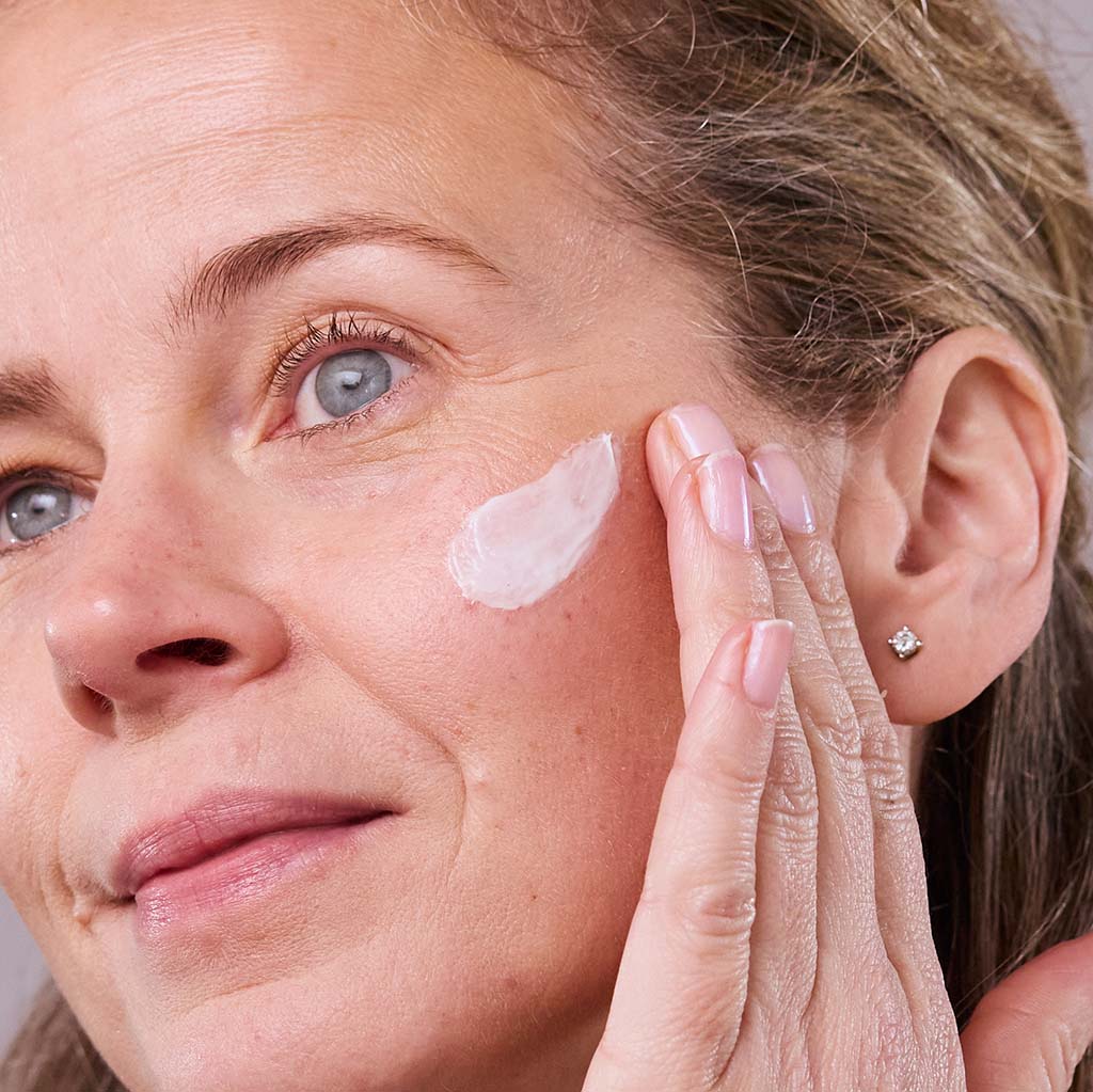 EVOLVE Age Defying Multi Peptide Cream
