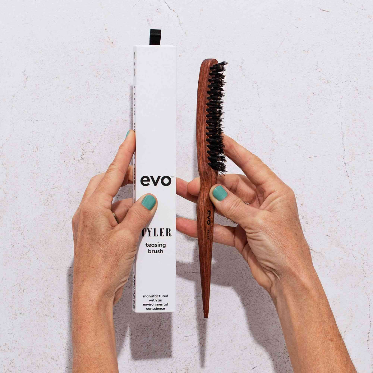 EVO Tyler Teasing Brush - Hårbørste - JK-Shop