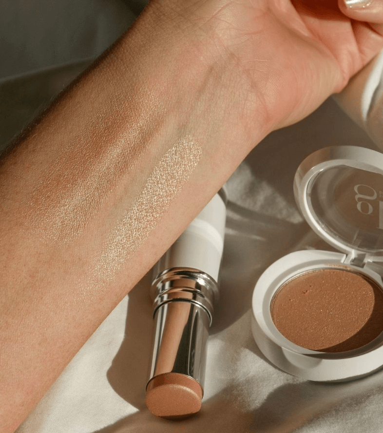 Glo-Skin Beauty, Skin Glow Powder Highlighter- Rose - Highlighter - JK-Shop