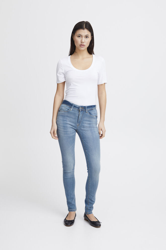 ICHI, ERIN IZARO LIGHT BLUE BLEACHED - Jeans - JK-Shop