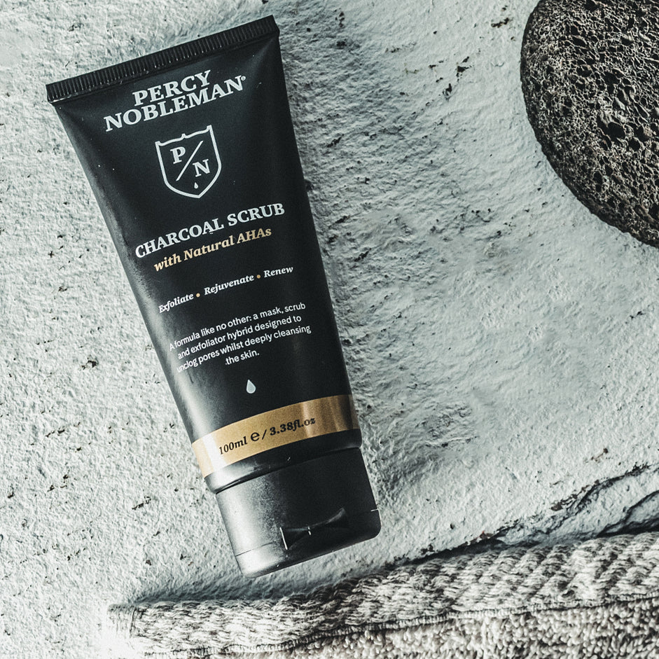 Percy Nobleman Charcoal Scrub 100 ml - Ansiktsskrubb - JK-Shop