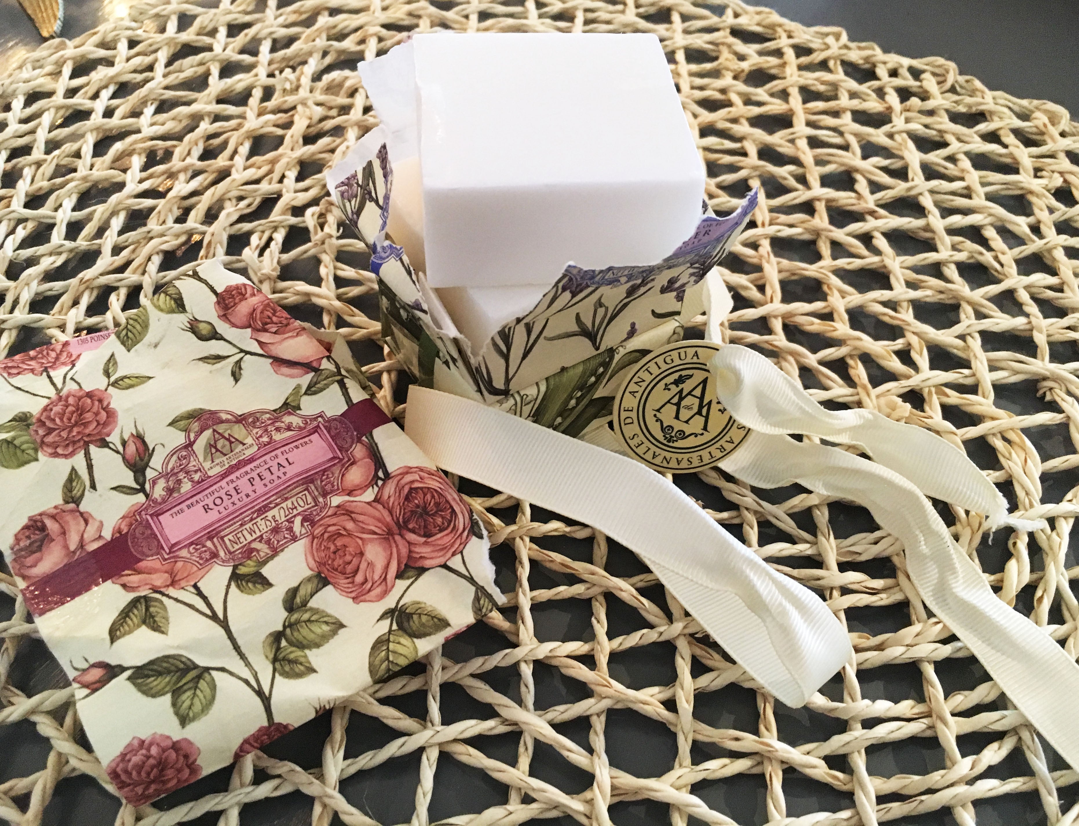 Somerset Gavesett 3 såper - rose, liljekonvall og lavendel - Såpe - JK-Shop