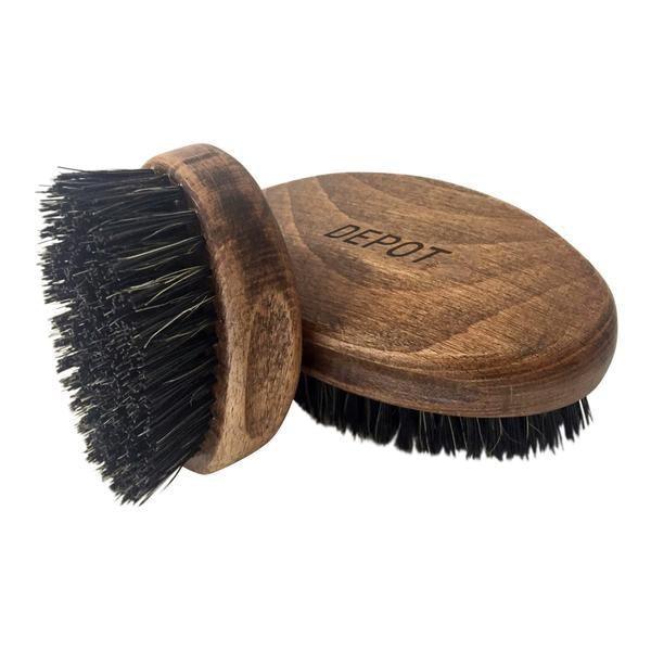 Depot Wooden Beard Brush | Skjeggbørste | Depot | JK SHOP | JK Barber og herre frisør | Lavepriser