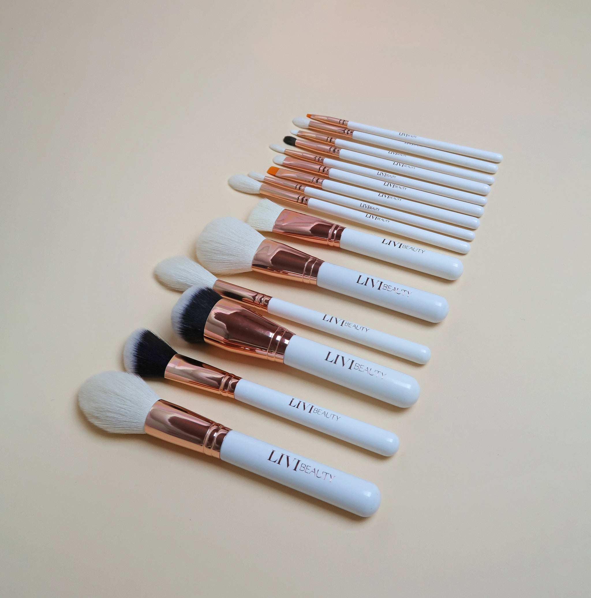THE COMPLETE BRUSH BUNDLE Makeup Brushes LIVI BEAUTY 